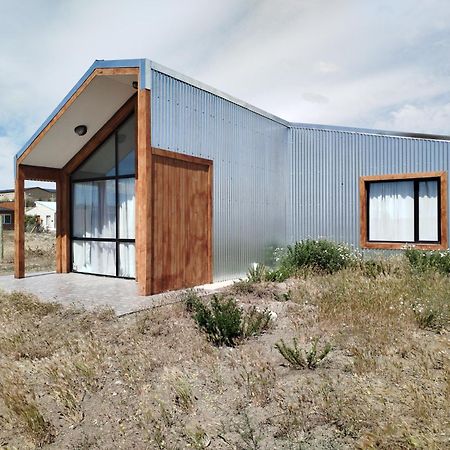 Casa A Estrenar! A 5 Minutos De La Terminal De Omnibus Y Muy Cerca Del Centro! Villa El Calafate Ngoại thất bức ảnh