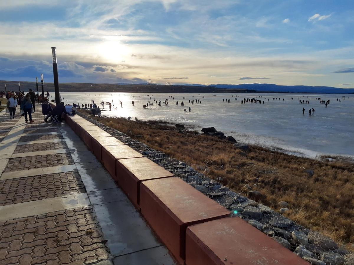 Casa A Estrenar! A 5 Minutos De La Terminal De Omnibus Y Muy Cerca Del Centro! Villa El Calafate Ngoại thất bức ảnh